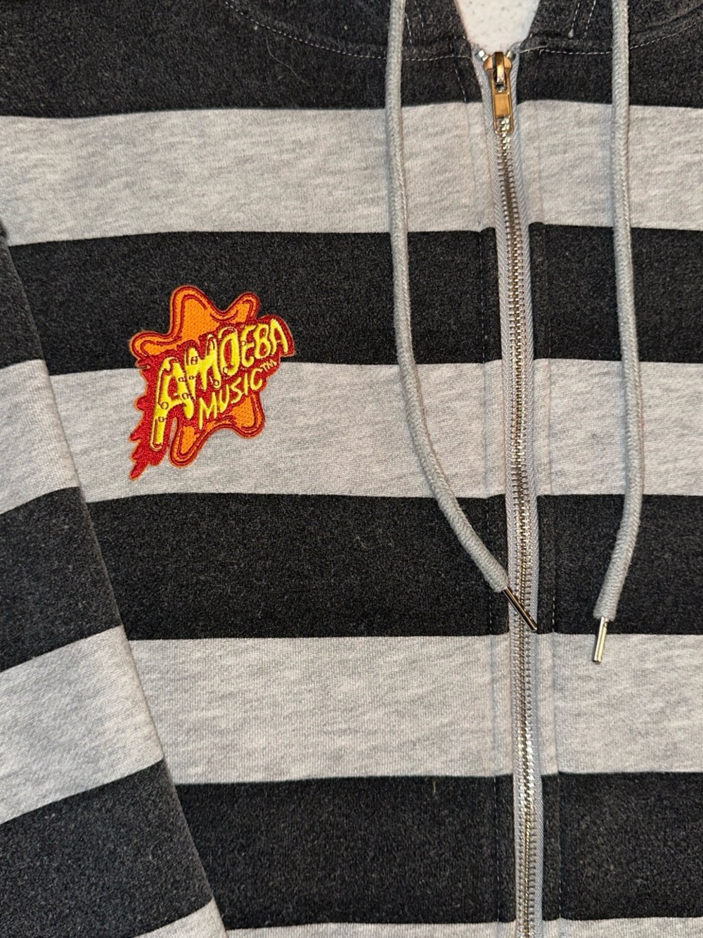 Black and Gray Striped Zip Hoodie Amoeba Music Records Patch Medium Edikted - Picture 7 of 8